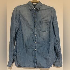 J. Crew Women’s Light Blue Denim Button Down Shirt